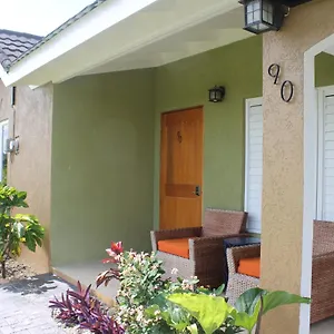 Apartment Crimson Heights, Mammee Bay